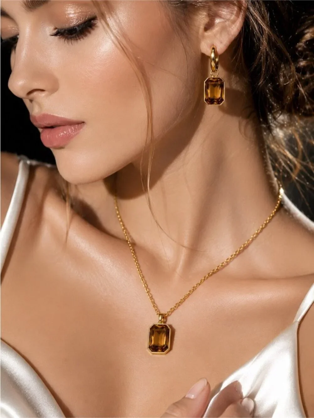 Gold-Tone Necklace and Earrings with Amber Stones